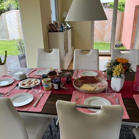 Schoenes Privatzimmer Region Hannover Springe Exterior photo